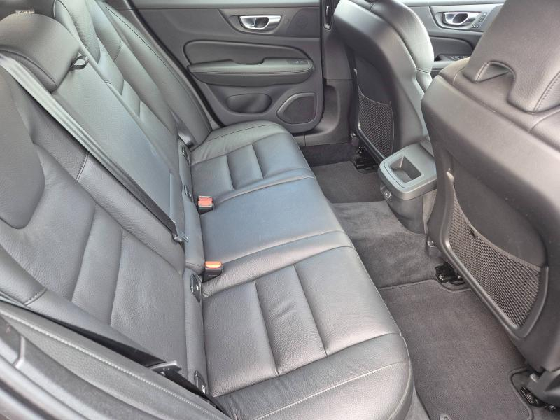 Photo 20 de l’annonce de VOLVO V60 d’occasion à vendre à AVIGNON