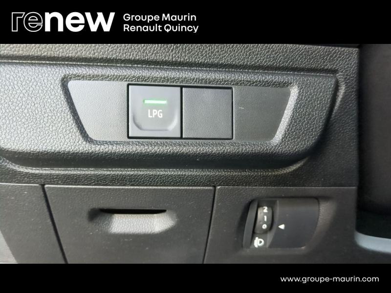 Photo 14 de l’annonce de DACIA Sandero d’occasion à vendre à QUINCY-SOUS-SÉNART