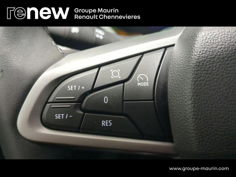 Photo 14 de l’annonce de DACIA Duster d’occasion à vendre à CHENNEVIÈRES-SUR-MARNE