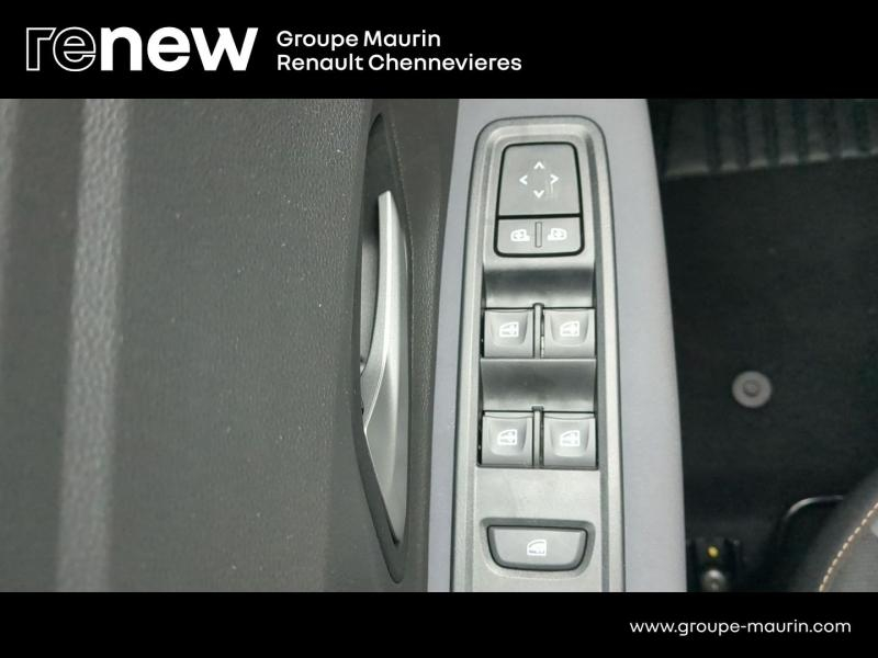 Photo 19 de l’annonce de DACIA Sandero d’occasion à vendre à CHENNEVIÈRES-SUR-MARNE