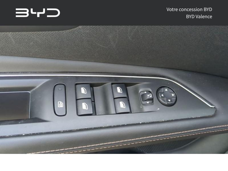 Photo 16 de l’annonce de PEUGEOT 3008 d’occasion à vendre à VALENCE