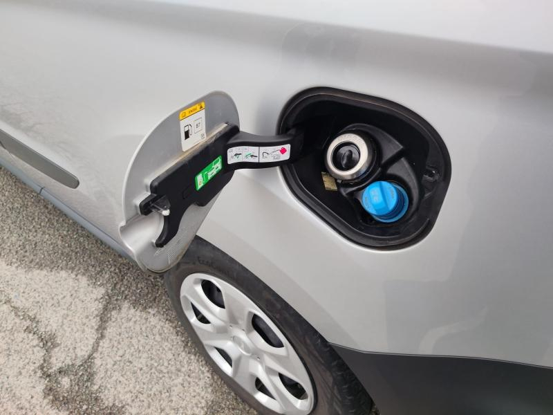 Photo 12 de l’annonce de FORD Transit Courier VUL d’occasion à vendre à DRAGUIGNAN