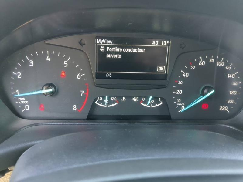 Photo 15 de l’annonce de FORD Fiesta d’occasion à vendre à ARLES