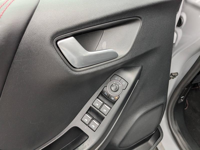 Photo 8 de l’annonce de FORD Puma d’occasion à vendre à LA VALETTE