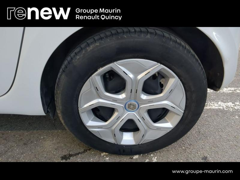 Photo 9 de l’annonce de RENAULT Twingo d’occasion à vendre à QUINCY-SOUS-SÉNART