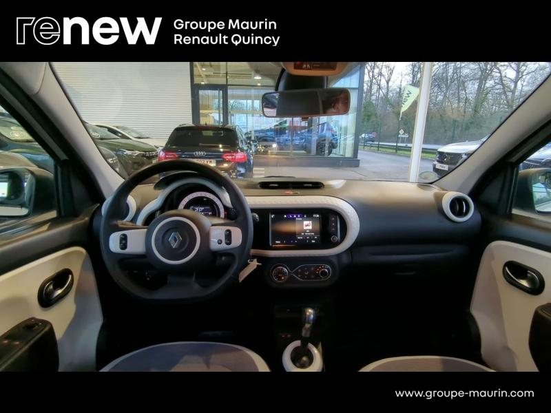 Photo 11 de l’annonce de RENAULT Twingo d’occasion à vendre à QUINCY-SOUS-SÉNART