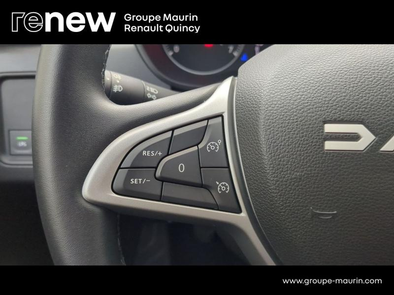 Photo 18 de l’annonce de DACIA Duster d’occasion à vendre à QUINCY-SOUS-SÉNART