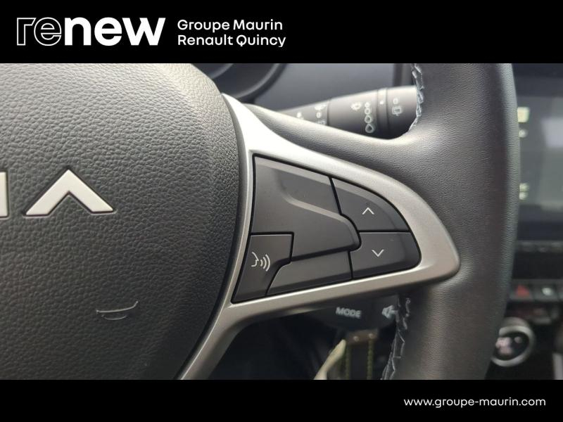 Photo 19 de l’annonce de DACIA Duster d’occasion à vendre à QUINCY-SOUS-SÉNART