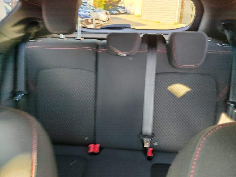 Photo 15 de l’annonce de FORD Fiesta d’occasion à vendre à DRAGUIGNAN