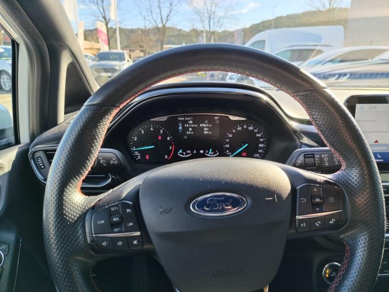 Photo 18 de l’annonce de FORD Fiesta d’occasion à vendre à DRAGUIGNAN