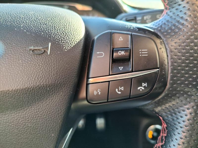 Photo 20 de l’annonce de FORD Fiesta d’occasion à vendre à DRAGUIGNAN