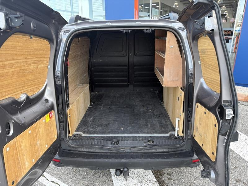 Photo 9 de l’annonce de RENAULT Kangoo d’occasion à vendre à VITROLLES