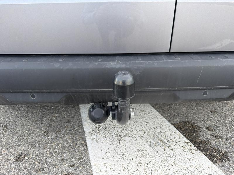 Photo 11 de l’annonce de RENAULT Kangoo d’occasion à vendre à VITROLLES