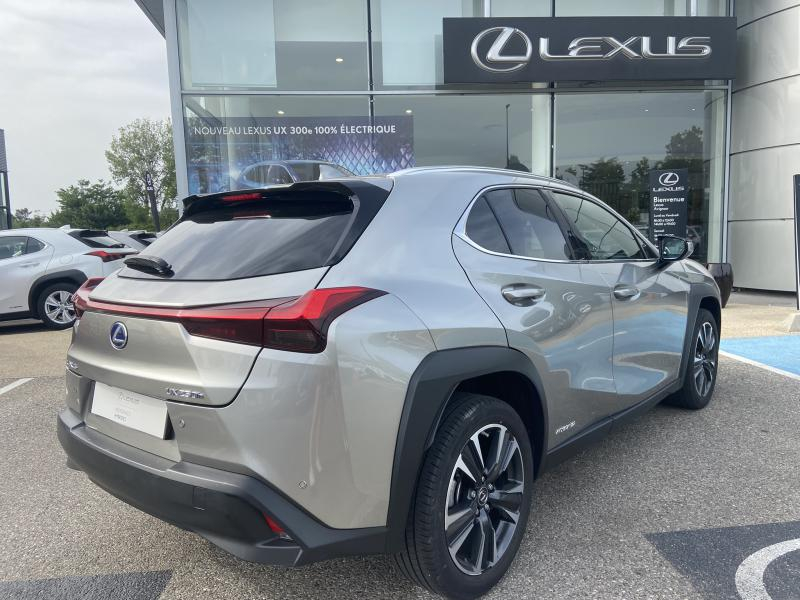 Photo 3 de l’annonce de LEXUS UX d’occasion à vendre à MONTFAVET