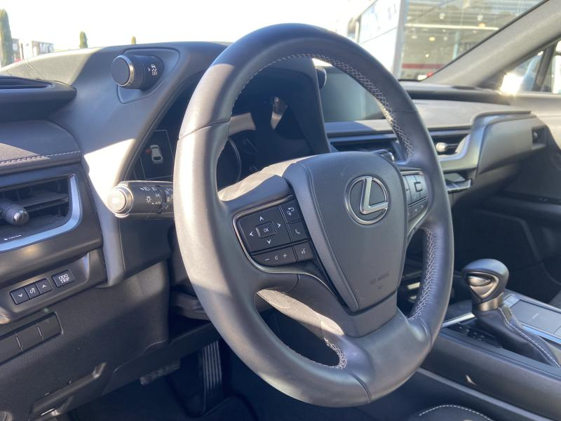 Photo 4 de l’annonce de LEXUS UX d’occasion à vendre à MONTFAVET