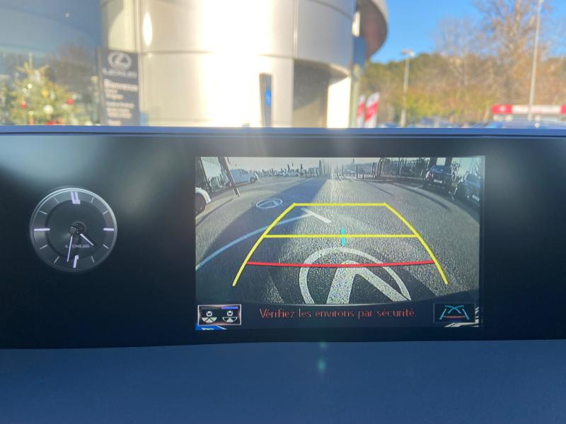 Photo 16 de l’annonce de LEXUS UX d’occasion à vendre à MONTFAVET