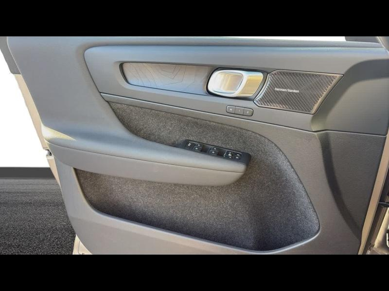 Photo 19 de l’annonce de VOLVO XC40 d’occasion à vendre à TOULON