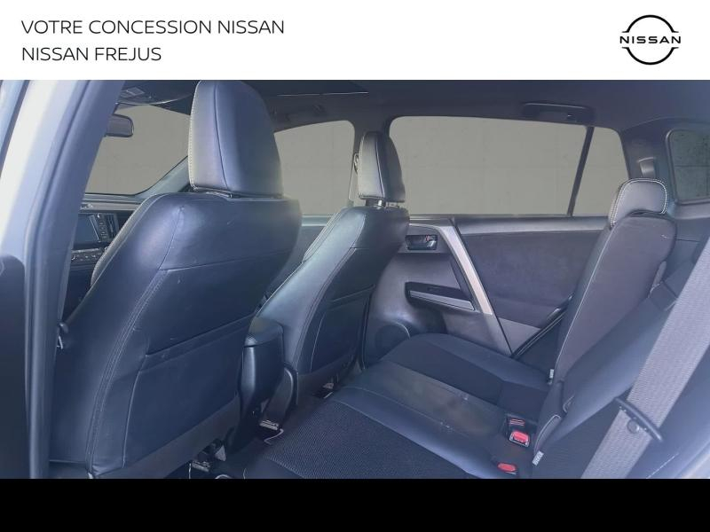 Photo 15 de l’annonce de TOYOTA RAV4 d’occasion à vendre à FRÉJUS