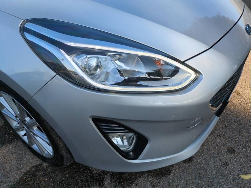 Photo 20 de l’annonce de FORD Fiesta d’occasion à vendre à ALÈS