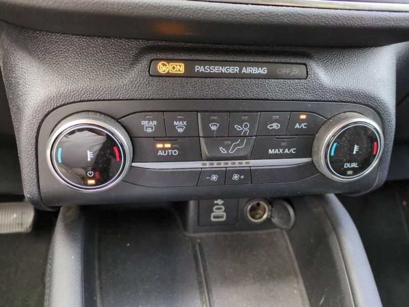 Photo 10 de l’annonce de FORD Kuga d’occasion à vendre à ALÈS