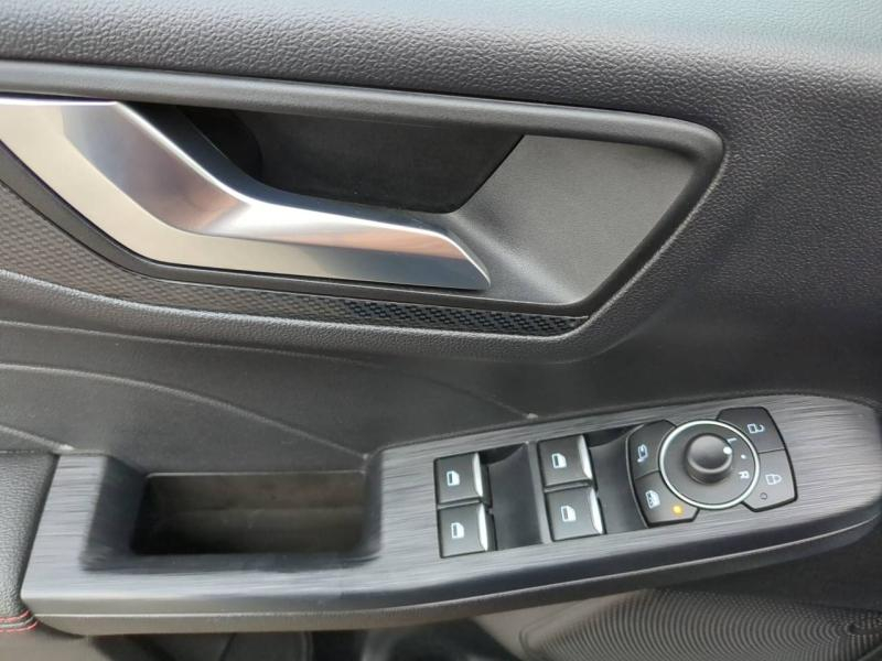 Photo 15 de l’annonce de FORD Kuga d’occasion à vendre à ALÈS