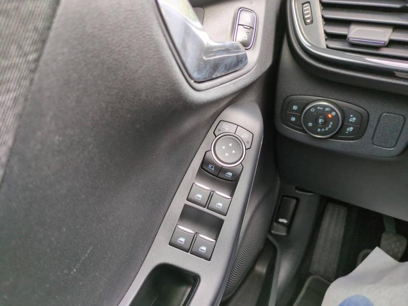 Photo 12 de l’annonce de FORD Puma d’occasion à vendre à ALÈS