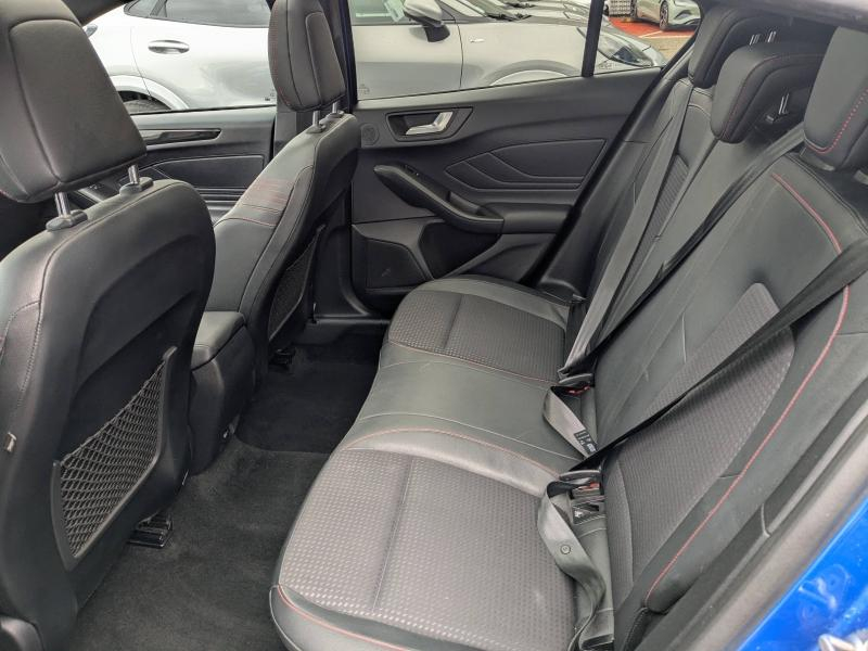 Photo 11 de l’annonce de FORD Focus d’occasion à vendre à AVIGNON