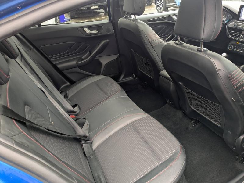 Photo 12 de l’annonce de FORD Focus d’occasion à vendre à AVIGNON