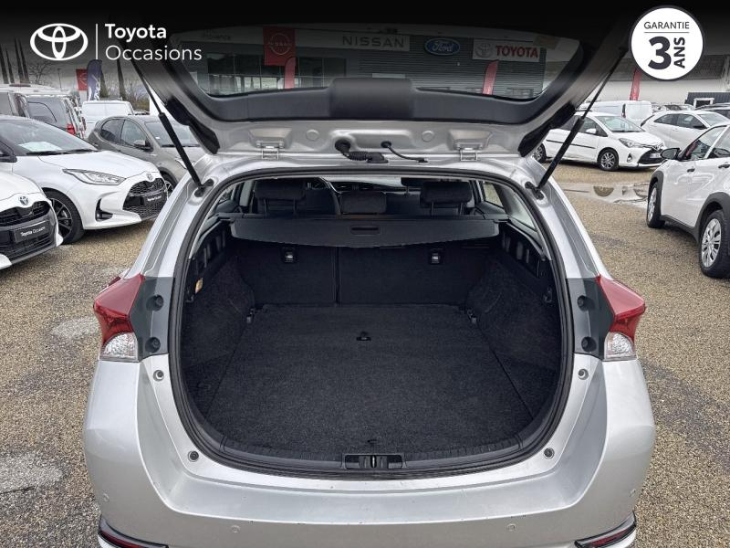 Photo 10 de l’annonce de TOYOTA Auris Touring Sports d’occasion à vendre à CAVAILLON