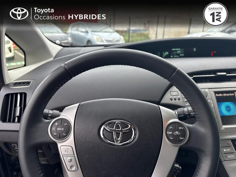 Photo 13 de l’annonce de TOYOTA Prius d’occasion à vendre à CAVAILLON