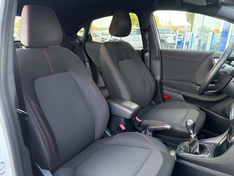 Photo 16 de l’annonce de FORD Puma d’occasion à vendre à VITROLLES