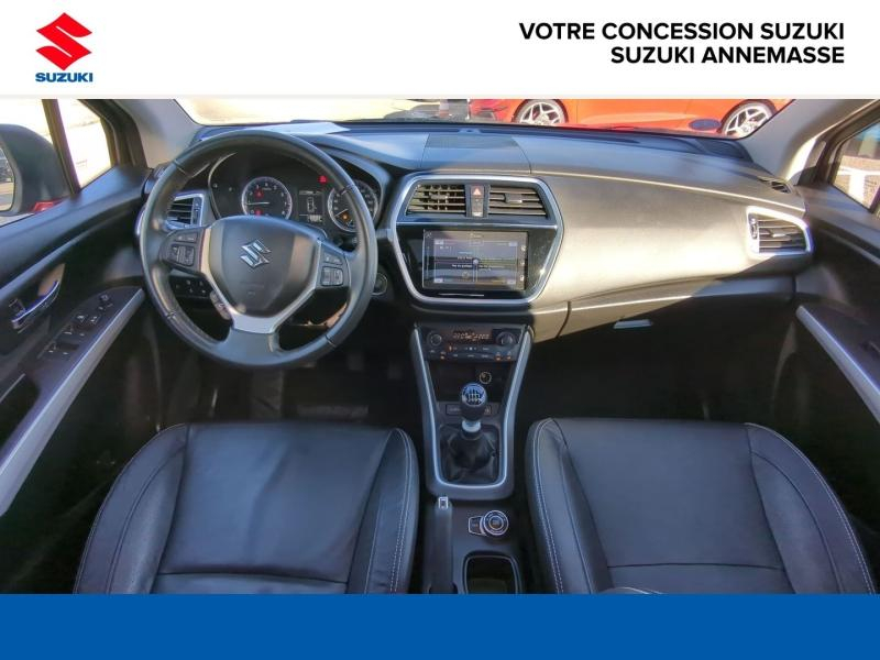 Photo 13 de l’annonce de SUZUKI SX4 S-Cross d’occasion à vendre à ANNEMASSE