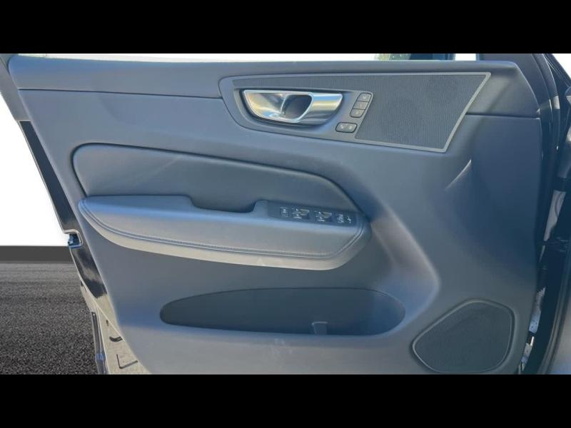 Photo 14 de l’annonce de VOLVO XC60 d’occasion à vendre à TOULON