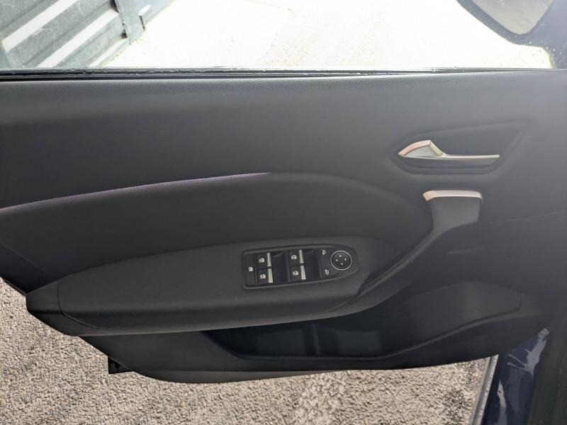 Photo 11 de l’annonce de RENAULT Captur d’occasion à vendre à MONTPELLIER