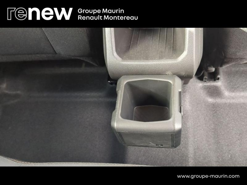 Photo 15 de l’annonce de DACIA Duster d’occasion à vendre à VARENNES SUR SEINE