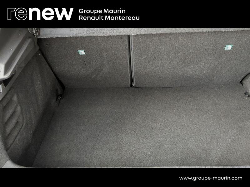 Photo 10 de l’annonce de RENAULT Clio d’occasion à vendre à VARENNES SUR SEINE