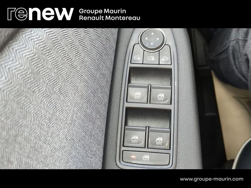 Photo 17 de l’annonce de RENAULT Clio d’occasion à vendre à VARENNES SUR SEINE