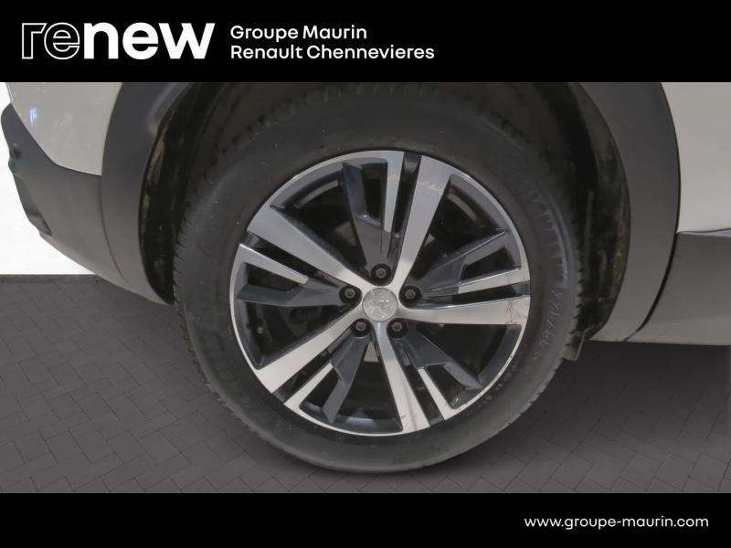 Photo 14 de l’annonce de PEUGEOT 3008 d’occasion à vendre à CHENNEVIÈRES-SUR-MARNE