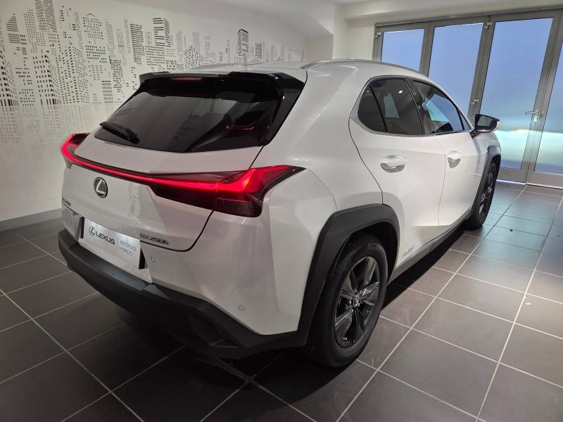 Photo 19 de l’annonce de LEXUS UX d’occasion à vendre à AUBIÈRE