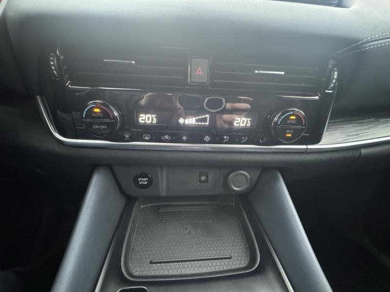 Photo 20 de l’annonce de NISSAN Qashqai d’occasion à vendre à GRENOBLE