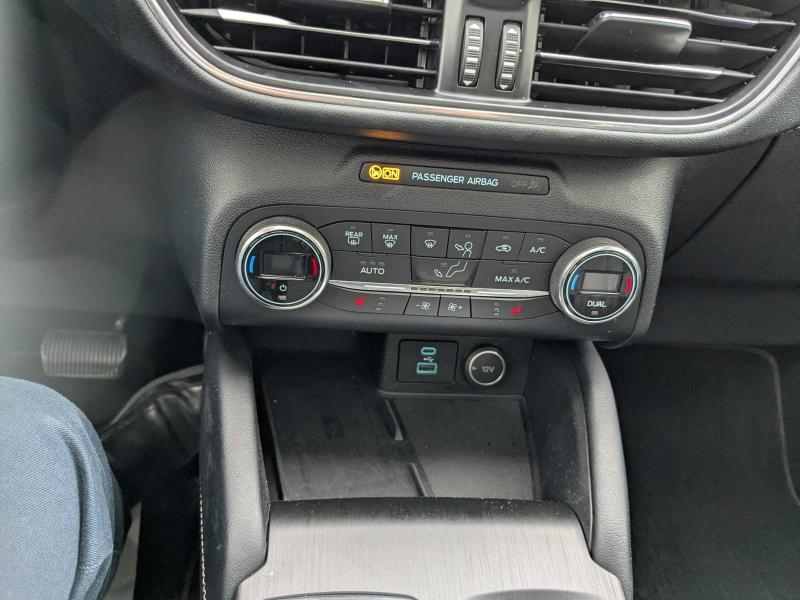 Photo 7 de l’annonce de FORD Kuga d’occasion à vendre à CARCASSONNE