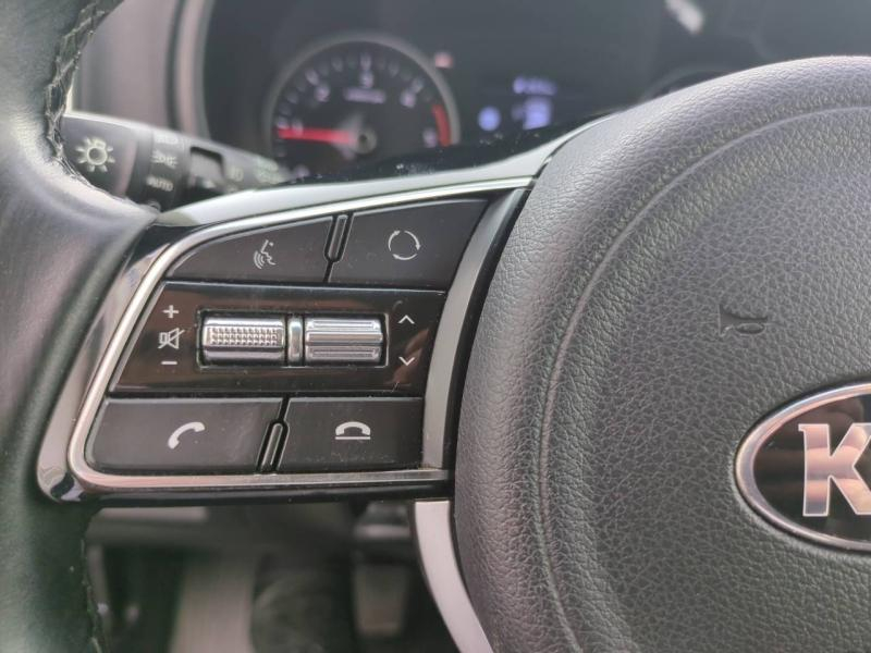 Photo 16 de l’annonce de KIA Sportage d’occasion à vendre à ARLES