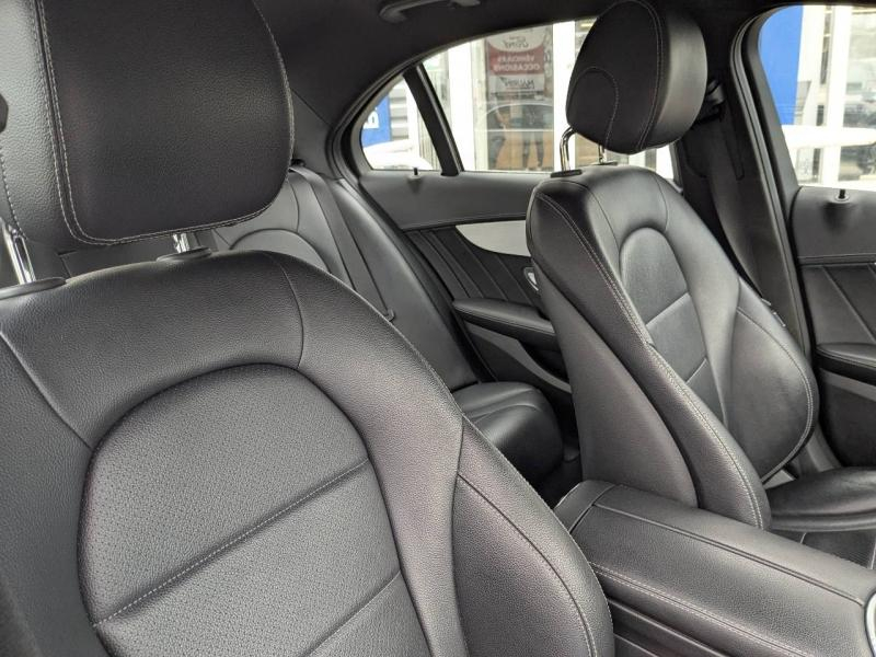 Photo 8 de l’annonce de MERCEDES-BENZ Classe C d’occasion à vendre à AIX-EN-PROVENCE