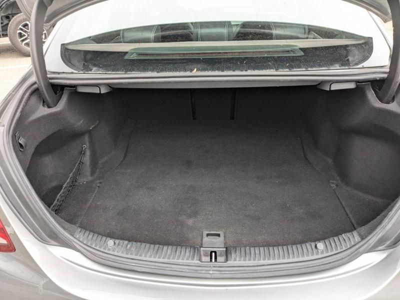 Photo 9 de l’annonce de MERCEDES-BENZ Classe C d’occasion à vendre à AIX-EN-PROVENCE