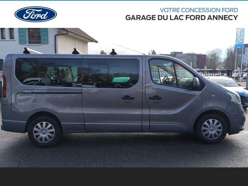 Photo 4 de l’annonce de RENAULT Trafic Combi d’occasion à vendre à ANNECY