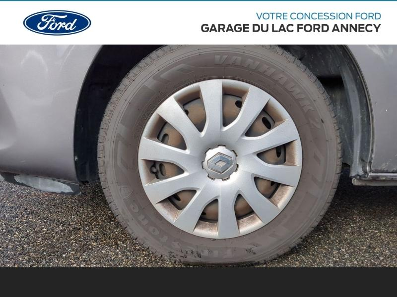 Photo 9 de l’annonce de RENAULT Trafic Combi d’occasion à vendre à ANNECY