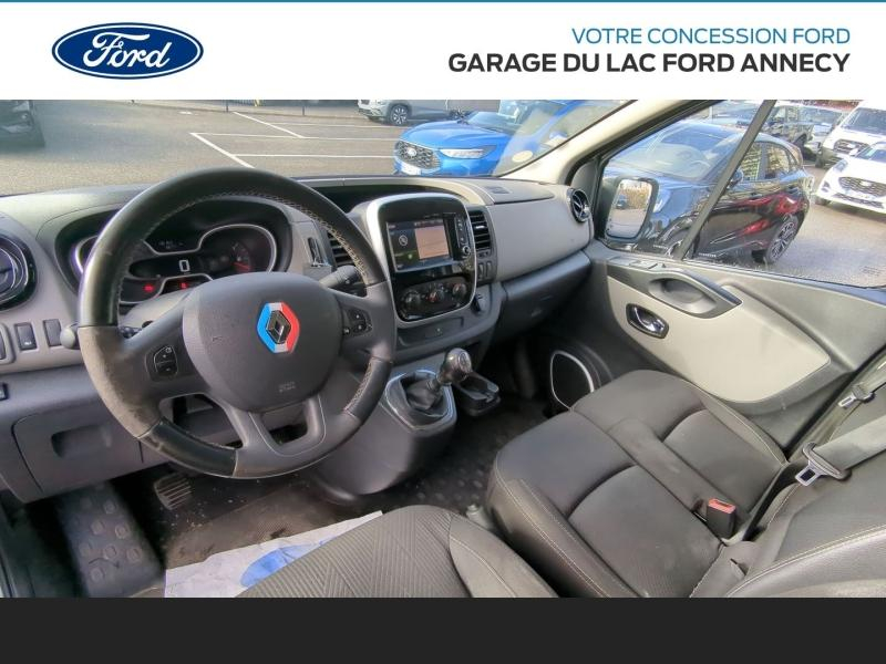 Photo 11 de l’annonce de RENAULT Trafic Combi d’occasion à vendre à ANNECY