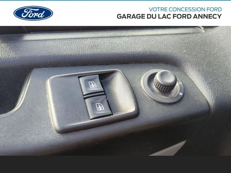 Photo 12 de l’annonce de RENAULT Trafic Combi d’occasion à vendre à ANNECY