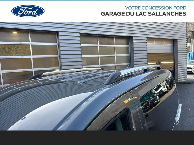 Photo 17 de l’annonce de FORD Tourneo Connect d’occasion à vendre à SALLANCHES