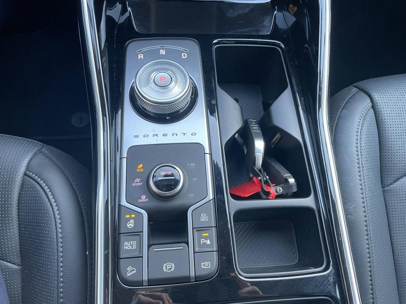 Photo 14 de l’annonce de KIA Sorento d’occasion à vendre à SALLANCHES